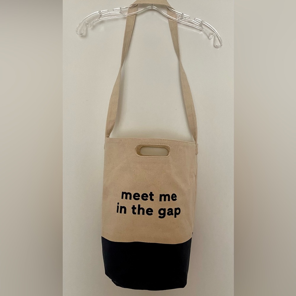 Meet Me in the Gap Cult Meet Classic Canvas Bag Tote Gap Card Exclusive